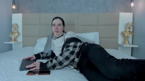 Keira Hecate online show from 07-18-26, 07:39