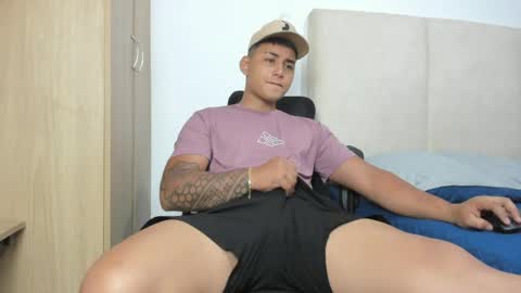  18 online show from 02-28-26, 01:01