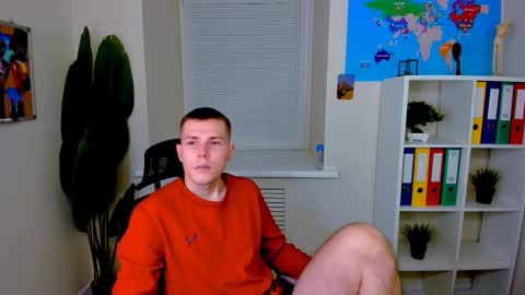 Hector online show from 10-21-25, 10:38