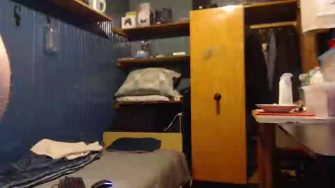 hedonista67 online show from 02-04-25, 05:45