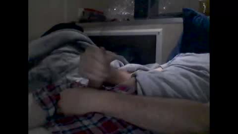 Snapshot of heelerman chatting on 11-11-25, 11:43 heelerman online show from 11-11-25, 11:43