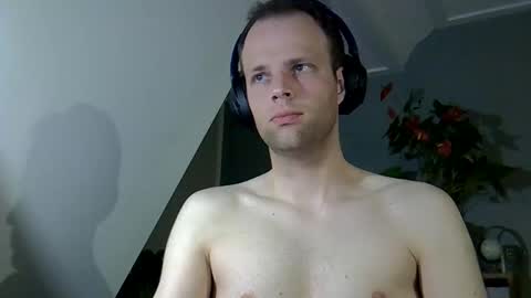 hefelin online show from 04-19-26, 07:49