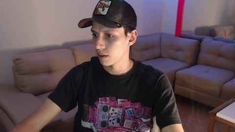 Snapshot of hefesto_69 chatting on 12-13-24, 10:34 hefesto_69 online show from 12-13-24, 10:34