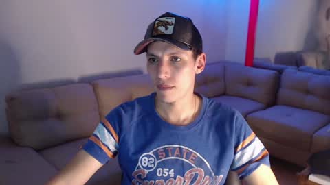 Snapshot of hefesto_69 chatting on 12-17-24, 12:01 hefesto_69 online show from 12-17-24, 12:01