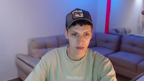 Snapshot of hefesto_69 chatting on 01-16-25, 10:02 hefesto_69 online show from 01-16-25, 10:02