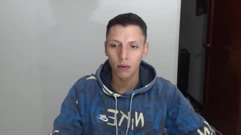 Snapshot of hefesto_69 chatting on 11-04-25, 03:49 hefesto_69 online show from 11-04-25, 03:49