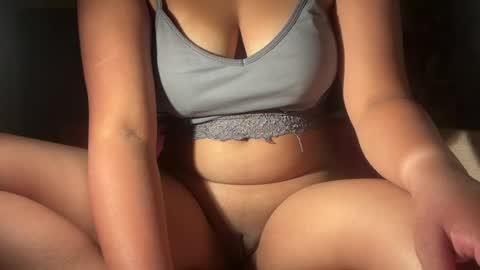 heidirose256 online show from 07-27-26, 11:01