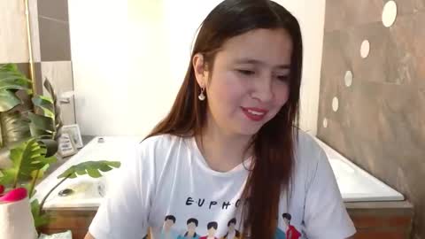 Heidy online show from 03-15-26, 01:06