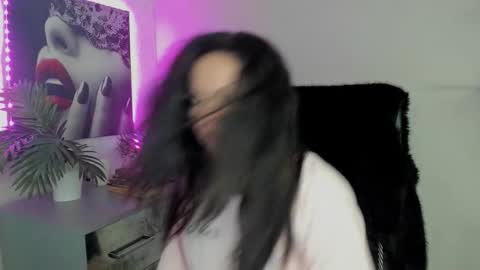 Snapshot of helen_79 chatting on 09-18-25, 05:42 Helen online show from 09-18-25, 05:42