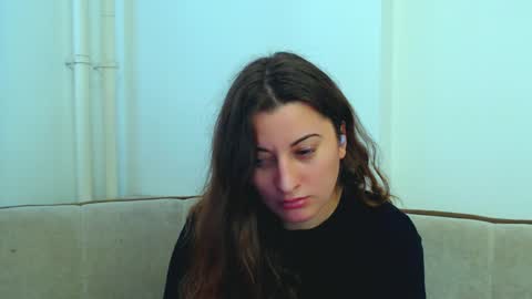 helen_adams_ online show from 12-17-24, 09:07