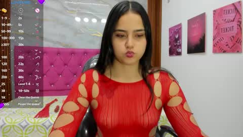 Snapshot of helen_russoo chatting on 12-03-25, 06:28 Helen online show from 12-03-25, 06:28