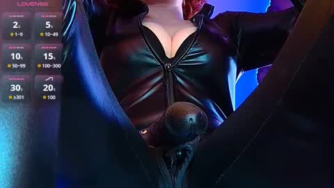 Helena online show from 03-07-25, 01:40