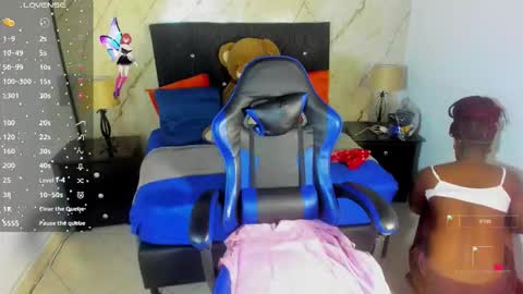 Snapshot of helena_copper chatting on 11-26-25, 01:34 HELENA COPPER online show from 11-26-25, 01:34