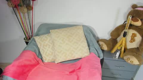 HELENA COPPER online show from 04-23-26, 04:57