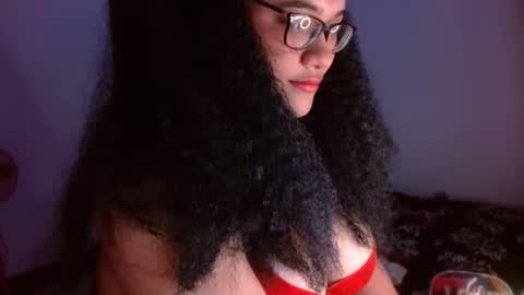 Helena online show from 01-07-25, 03:02