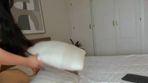 helena_hills online show from 10-27-25, 12:31