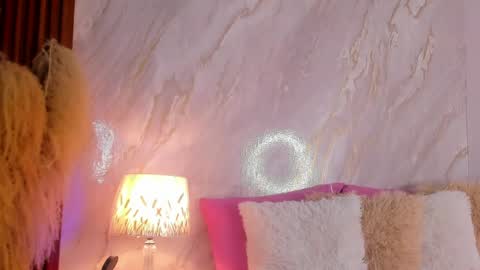 Helena Santos  online show from 05-21-26, 06:26