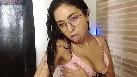  Only 18 cyrus online show from 03-02-26, 08:04