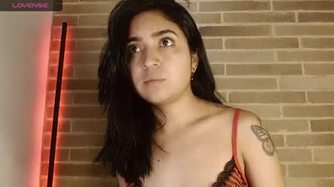 Snapshot of helenacyruss666 chatting on 05-23-26, 02:32 Only 18 cyrus online show from 05-23-26, 02:32