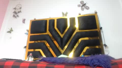 Snapshot of helenahotwet chatting on 10-26-25, 03:18 helenahotwet online show from 10-26-25, 03:18