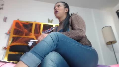 Snapshot of helenahotwet chatting on 11-04-25, 12:15 helenahotwet online show from 11-04-25, 12:15