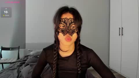 Snapshot of helenblazetrt chatting on 06-22-26, 03:25 Hi I am Helen online show from 06-22-26, 03:25