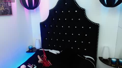 Helene online show from 01-28-25, 12:54