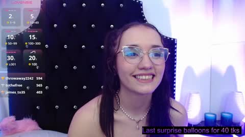 Helene online show from 02-09-25, 02:17