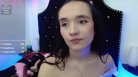 Helene online show from 02-25-25, 04:21