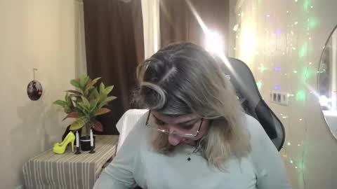 Snapshot of helenenigma chatting on 01-30-25, 05:09 helenenigma online show from 01-30-25, 05:09