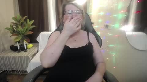 Snapshot of helenenigma chatting on 02-01-25, 04:46 helenenigma online show from 02-01-25, 04:46