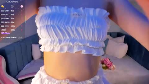 Tessa online show from 03-12-26, 12:06