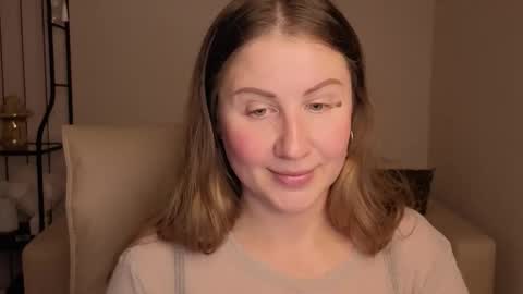 Snapshot of helens_lov chatting on 09-20-25, 02:01 Helen online show from 09-20-25, 02:01