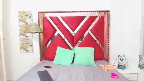 Helen Sommers online show from 03-06-26, 06:59