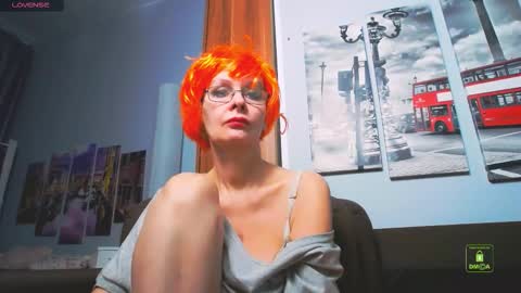 Snapshot of helgahimmele chatting on 02-25-26, 03:43 Helga online show from 02-25-26, 03:43