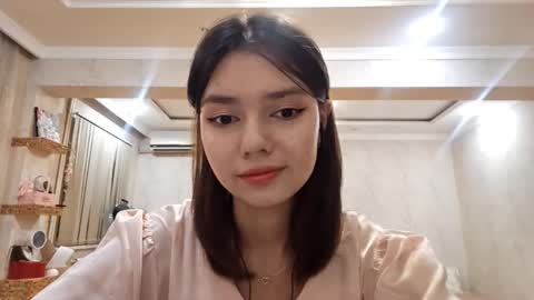 Snapshot of helgakraszewski chatting on 09-30-25, 06:35 Alice online show from 09-30-25, 06:35