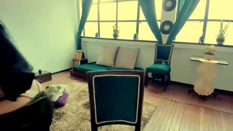 Heliconia online show from 03-09-26, 04:22