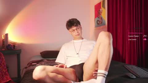 Helio online show from 04-21-26, 02:51