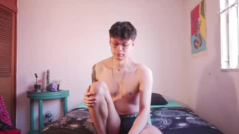 Helio online show from 04-27-26, 01:20