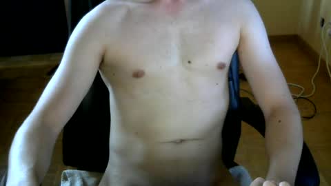 Snapshot of heliogabal chatting on 07-08-26, 06:23 Micha online show from 07-08-26, 06:23