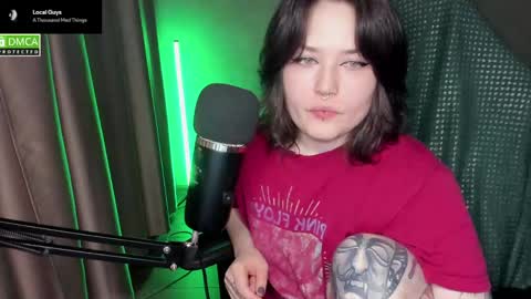 Red online show from 04-14-26, 08:15