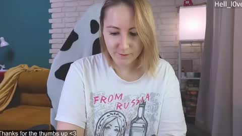 Snapshot of hell_l0ve chatting on 05-07-26, 11:15 Anastasiia online show from 05-07-26, 11:15