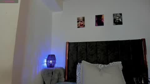 Snapshot of helldy_666 chatting on 08-02-26, 12:42 helldy_666 online show from 08-02-26, 12:42