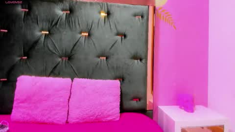 Hellen  online show from 09-11-25, 11:32