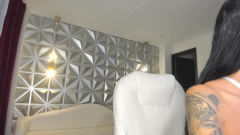 Hellen online show from 12-22-25, 12:46