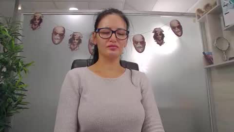    online show from 10-27-25, 03:54