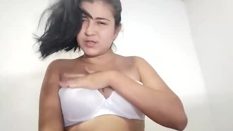 Hellen online show from 02-25-26, 04:00