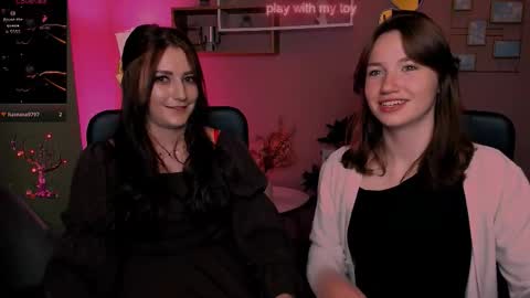 Helli online show from 10-31-25, 09:49