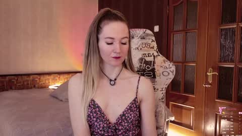Snapshot of hello_lisha chatting on 06-02-26, 08:38 Alisia Monday to Friday from 10 am to 4 pm GMT 2 online show from 06-02-26, 08:38