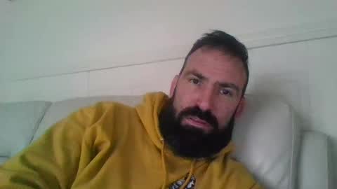 hellobunbunx0 online show from 10-19-25, 04:18